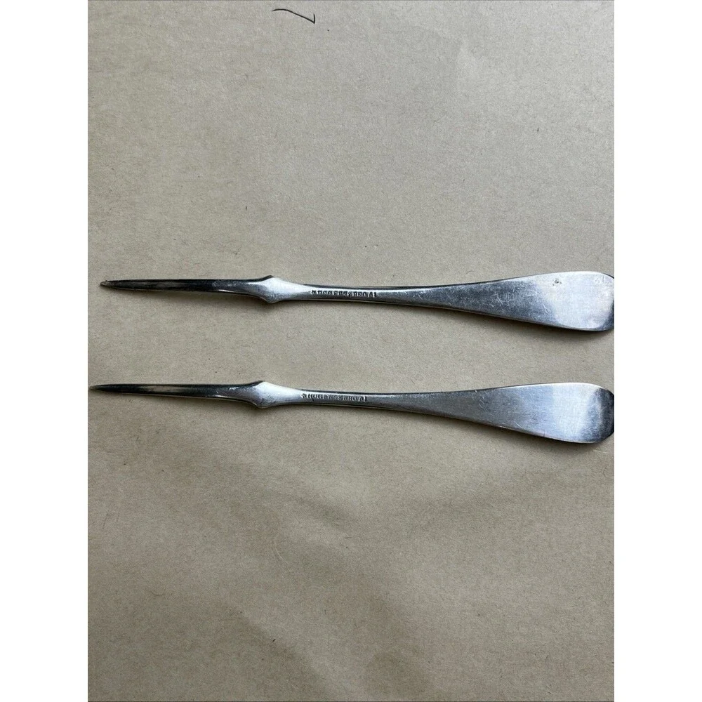 2 Rare Antique Silver Plate Nut Picks 1847 Rogers Bros A1 Lorne Monogram “Partt”